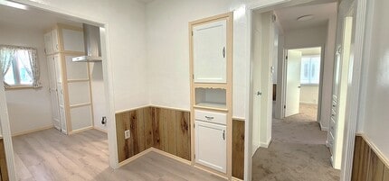 410 E 99th St, Unit 4 in Inglewood, CA - Foto de edificio - Building Photo