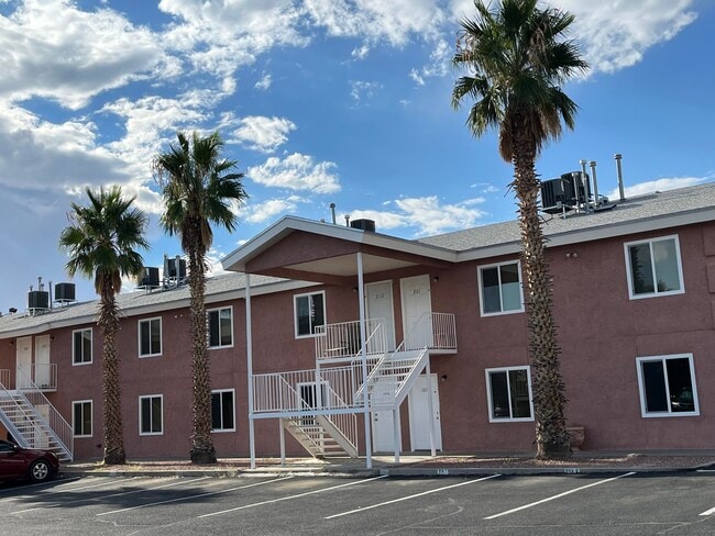 591 Bartlett Dr in El Paso, TX - Building Photo - Building Photo