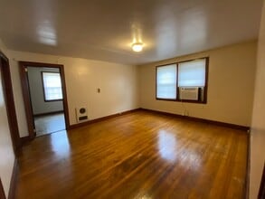 525 4th St NW in Cleveland, TN - Foto de edificio - Building Photo