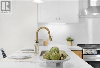 2 Sylvia Ct in Newcastle, ON - Building Photo - Building Photo