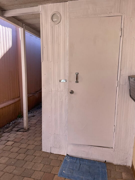 3131 W 16th Ave in Hialeah, FL - Building Photo