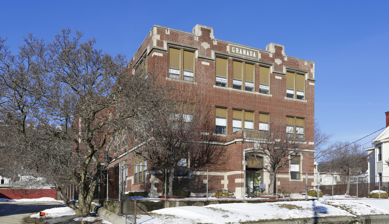 Granada  Apartments in Pittsburgh, PA - Building Photo