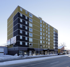 Kensington Court in Calgary, AB - Building Photo - Building Photo