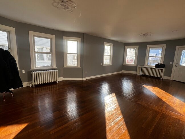 111 Lafayette St, Unit 1