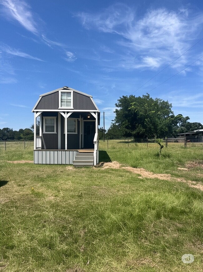 571 Pleasant Grove Loop in Elgin, TX - Building Photo - Building Photo