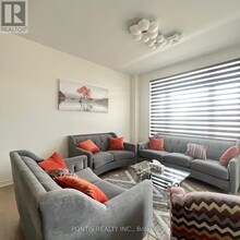 15 Magnolia Ave in Adjala-Tosorontio, ON - Building Photo - Building Photo