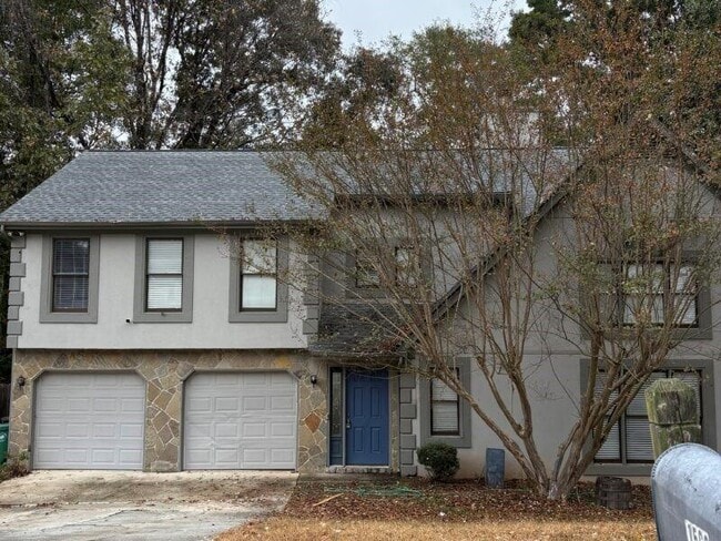 property at 1562 Linksview Close