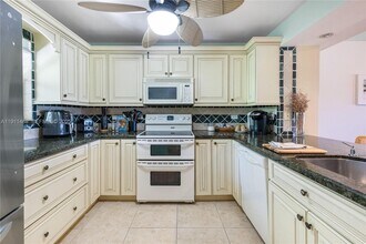 96000 Overseas Hwy in Key Largo, FL - Building Photo - Building Photo