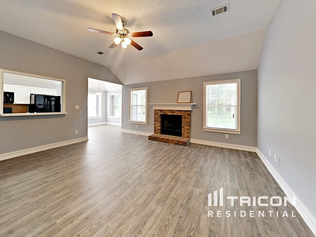 301 Spivey Ridge Cir in Jonesboro, GA - Building Photo - Building Photo