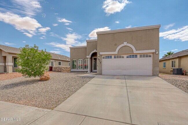 14812 Hunters Grove Ave in El Paso, TX - Building Photo - Building Photo