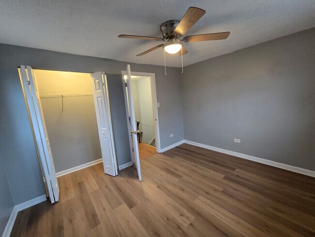 7011 S East End Ave in Chicago, IL - Building Photo - Building Photo