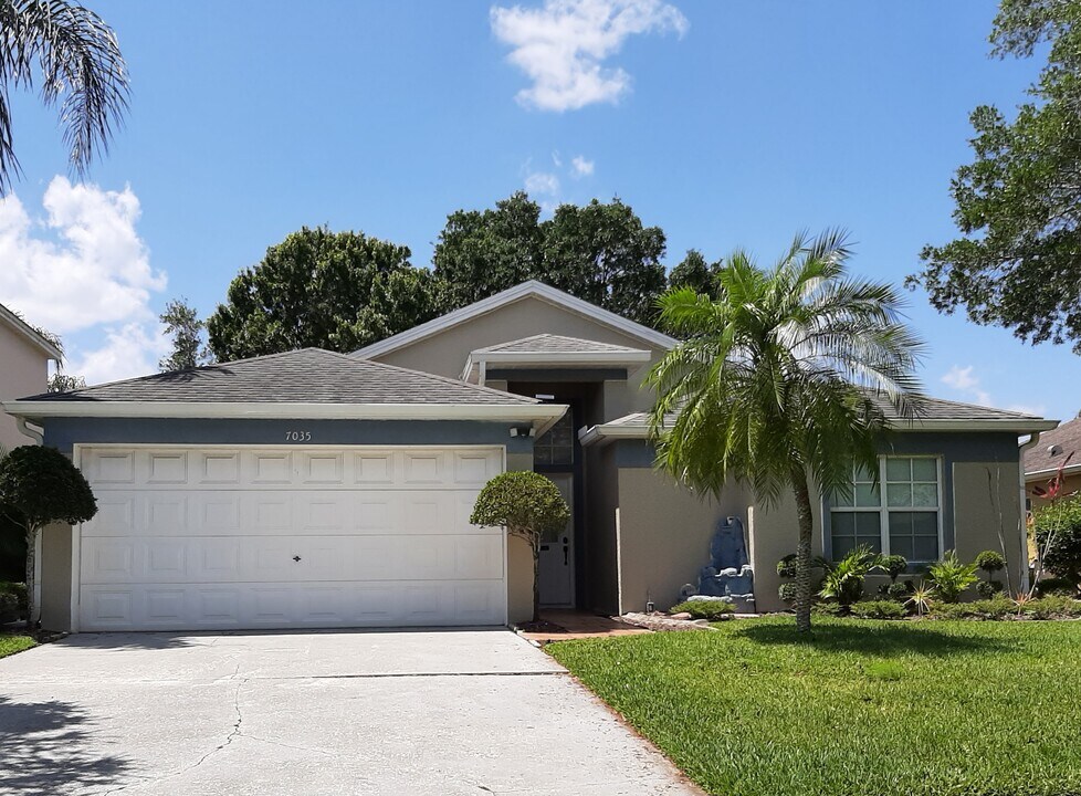 7035 Hammock Trace Dr in Melbourne, FL - Building Photo