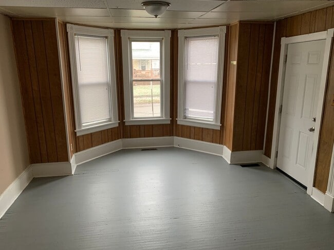 1625 Latrobe St in Parkersburg, WV - Building Photo - Building Photo