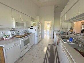 11125 Sun Tree Rd in Hudson, FL - Building Photo - Building Photo