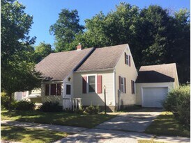 47 Thibault Pky in Burlington, VT - Building Photo