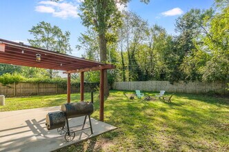 4809 W 75th St in Prairie Village, KS - Foto de edificio - Building Photo