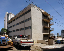 1419 Ernest St in Honolulu, HI - Building Photo - Building Photo