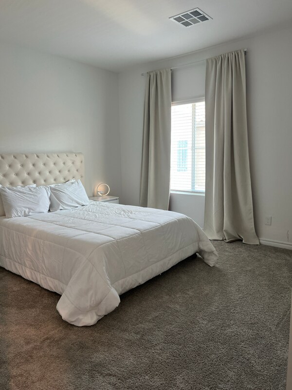 7318 N Decatur Blvd in Las Vegas, NV - Building Photo - Building Photo