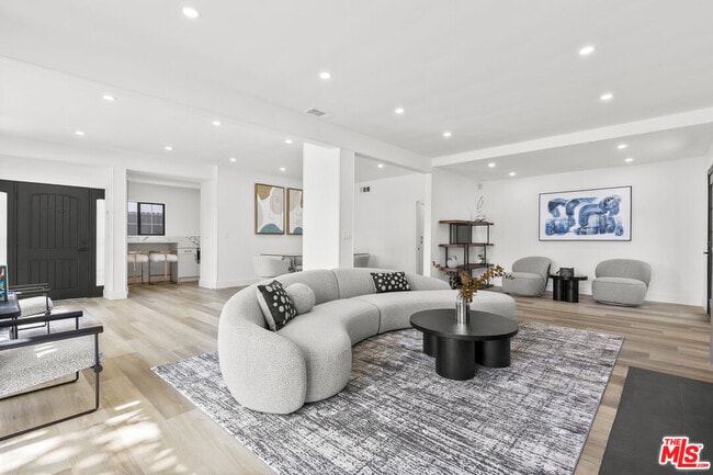 property at 130 Le Doux Rd