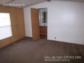 247 Stockton St in North Fort Myers, FL - Building Photo - Building Photo