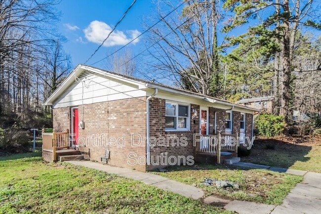 4930 Rumley Cir in Winston-Salem, NC - Building Photo - Building Photo