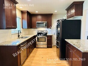 1307 E Browning Ave in Fresno, CA - Building Photo - Building Photo