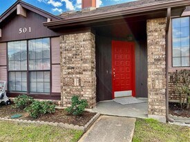 501 Parkway Blvd in Coppell, TX - Building Photo