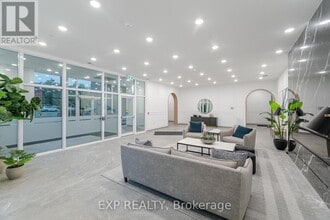 71 Wyndham St S in Guelph, ON - Building Photo - Building Photo