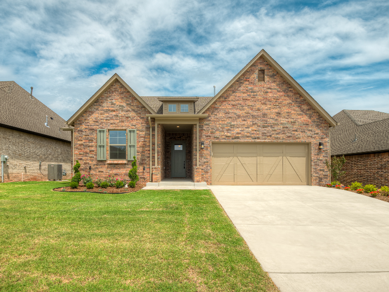 2524 Woods Edge Dr in Edmond, OK - Foto de edificio