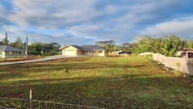 15-1562-1562 11th Ave in Keaau, HI - Building Photo - Building Photo