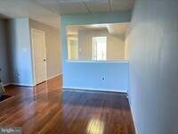 419 Shawmont Ave photo'