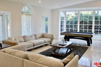 1265 Bienveneda Ave in Los Angeles, CA - Building Photo - Building Photo