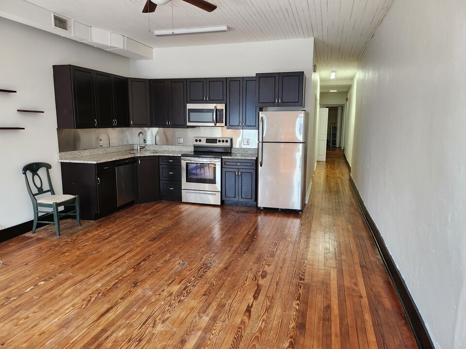 319 Market St, Unit #3 in Philadelphia, PA - Building Photo