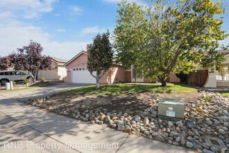 5546 Sage Dr in Rocklin, CA - Building Photo - Building Photo