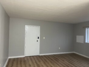 13945 Superior Rd in East Cleveland, OH - Building Photo - Building Photo