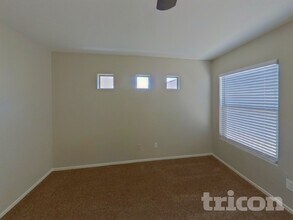 3728 W Fremont Rd. in Phoenix, AZ - Building Photo - Building Photo