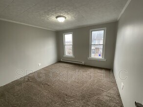 2118 Greenwood St in Harrisburg, PA - Building Photo - Building Photo