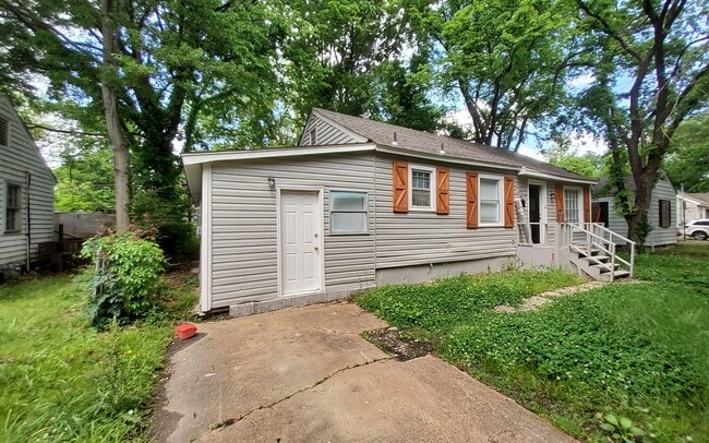 property at 720 Sula Ln