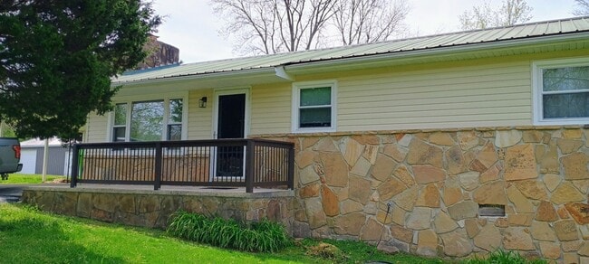 property at 708 Prentice St