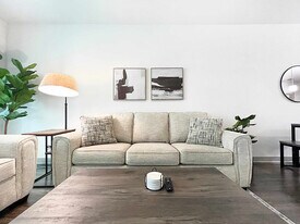 124 S Morgan St, Unit SI ID1504565P in Tampa, FL - Building Photo