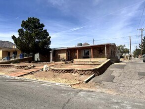 2905 Harrison Ave in El Paso, TX - Building Photo - Building Photo