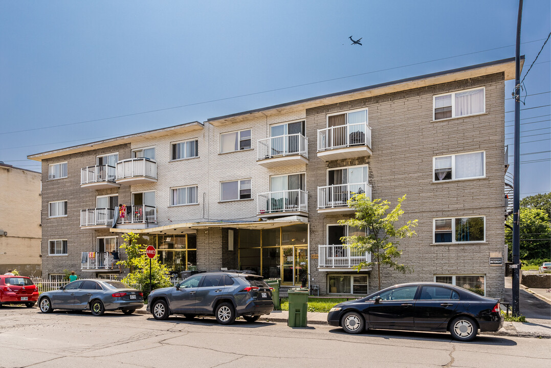 10306 Fleury Tsse in Montréal, QC - Building Photo