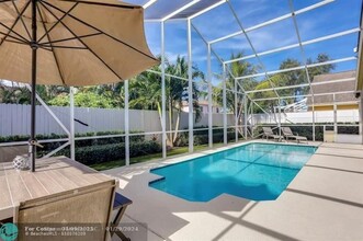 6334 Barbara St in Jupiter, FL - Building Photo - Building Photo
