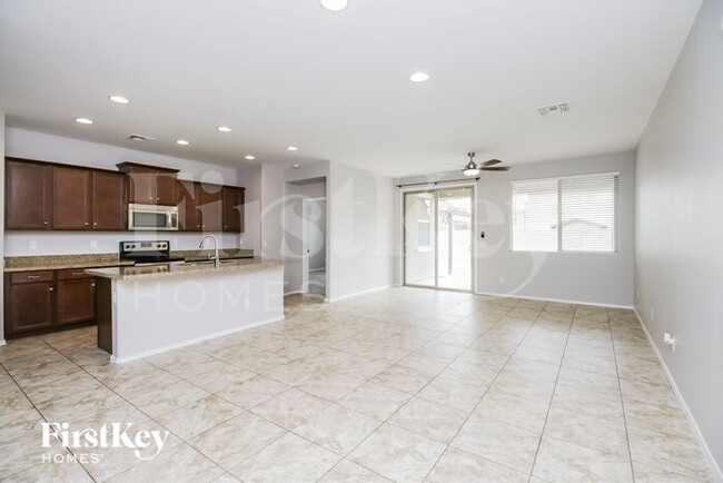 1732 W Desert Spring Way in San Tan Valley, AZ - Building Photo - Building Photo
