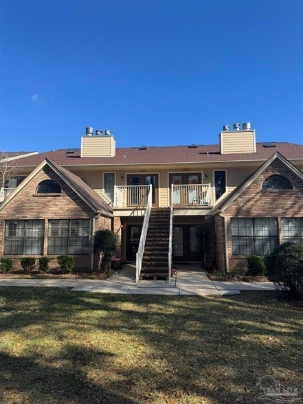 property at 5001 Grande Dr