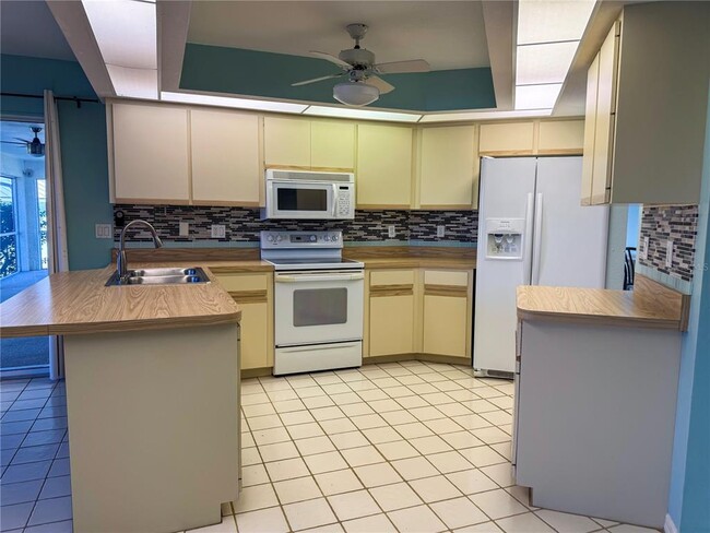 2500 Rio Lisbo Ct in Punta Gorda, FL - Building Photo - Building Photo