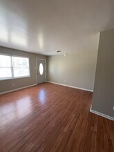 415 Sterling Rd in Jacksonville, NC - Building Photo - Building Photo