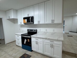 1863 Avocado Ave in El Cajon, CA - Building Photo - Building Photo