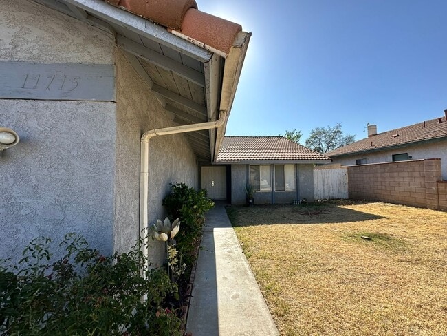 11715 Prosperity Ln in Moreno Valley, CA - Building Photo - Building Photo