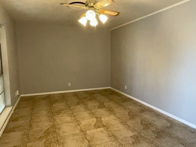 1305 Peterson Dr in Corpus Christi, TX - Building Photo - Building Photo